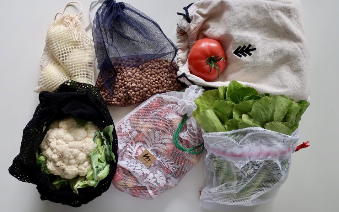 Szycie eko-toreb na zakupy, woreczków na warzywa i owoce w ramach zajęć pdp